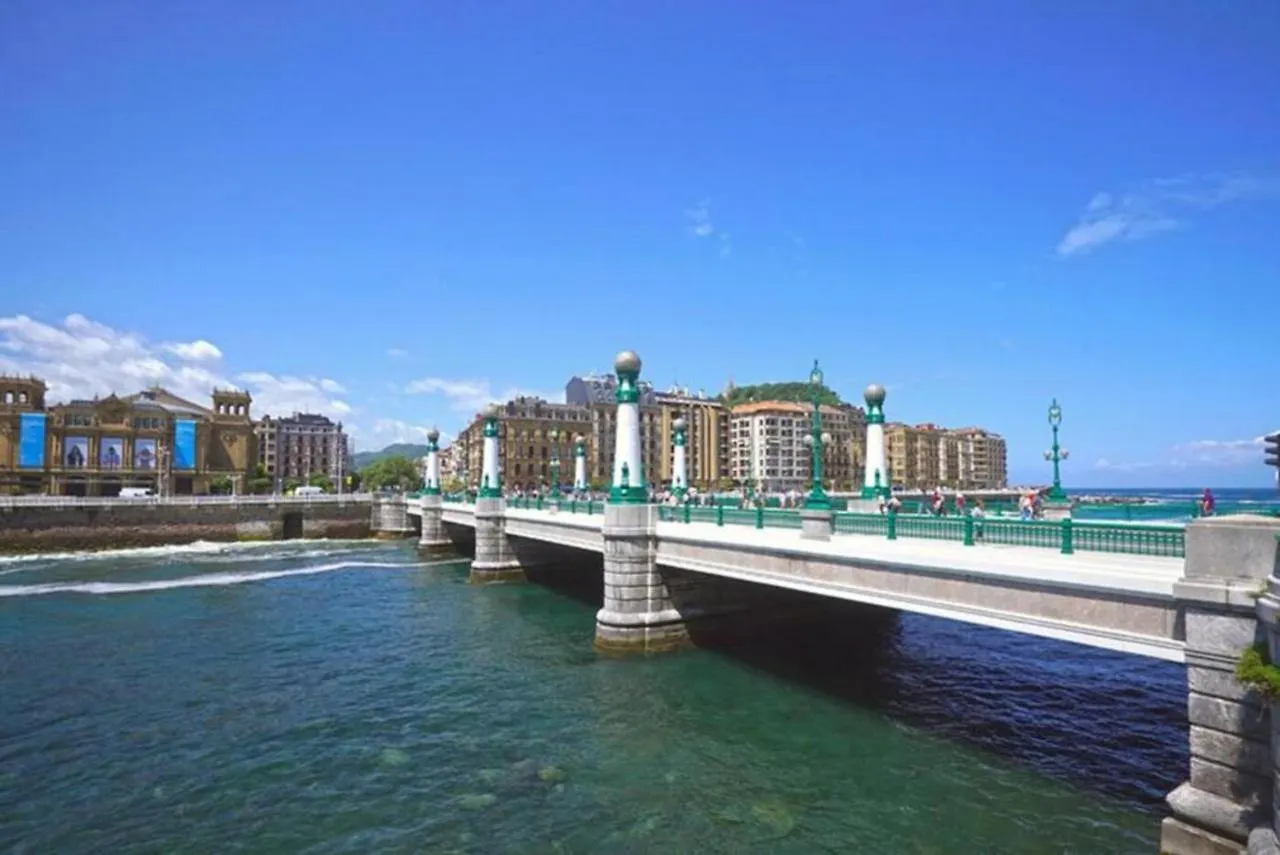 סן סבסטיאן Apartamento Urumea By Sanse Holidays ספרד